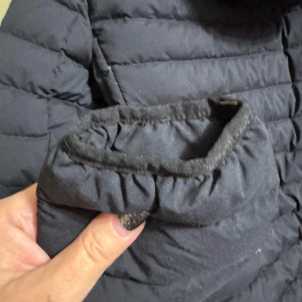 Michael‎ Kors hooded puffer jacket in navy. Size Small